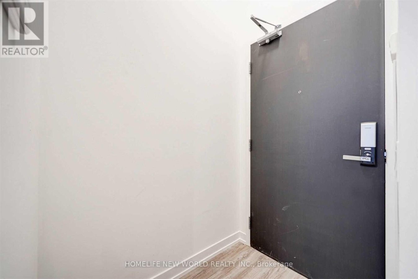 909 - 77 SHUTER STREET - Photo 5