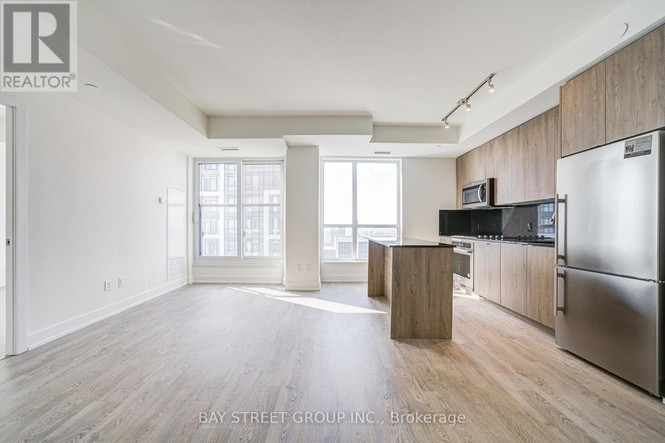 4032 - 5 MABELLE AVENUE - Photo 13