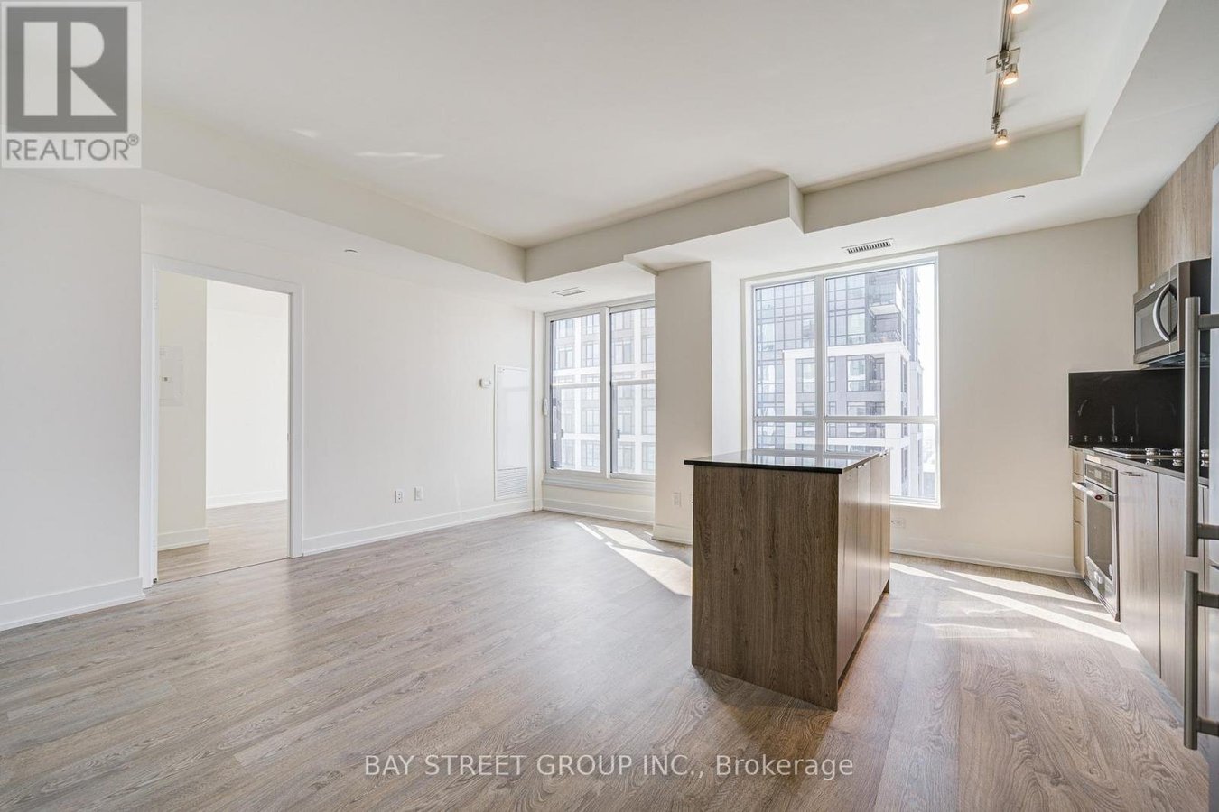 4032 - 5 MABELLE AVENUE - Photo 15