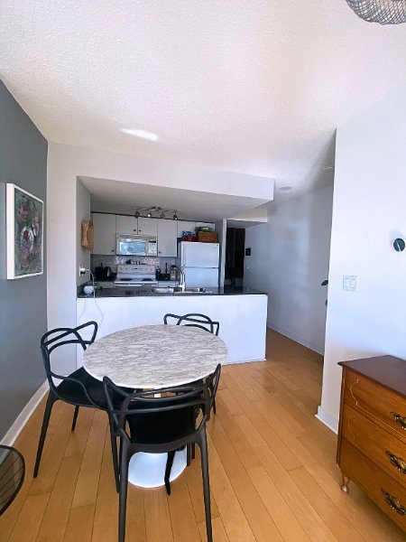 397 Front Street West - Photo 5