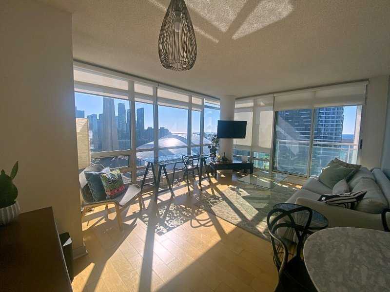 397 Front Street West - Photo 2