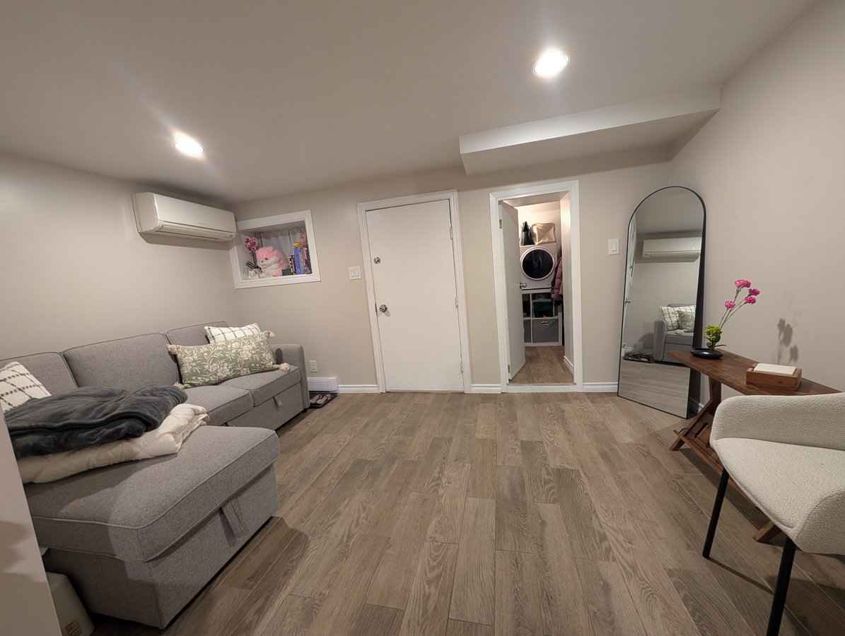 12 Woodycrest Avenue - Photo 2