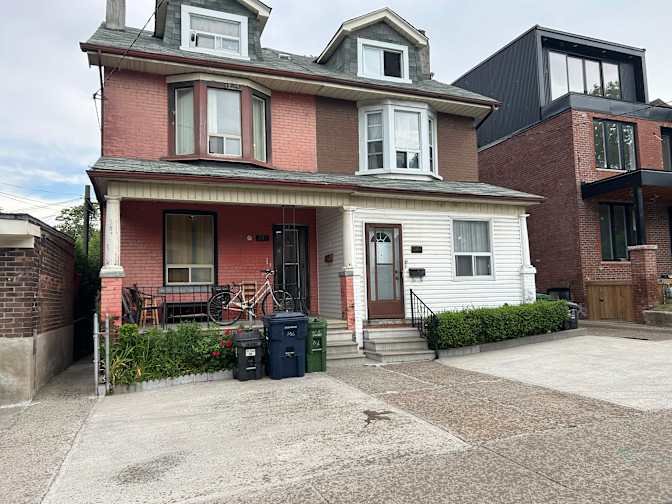 Langley Avenue - Photo 2
