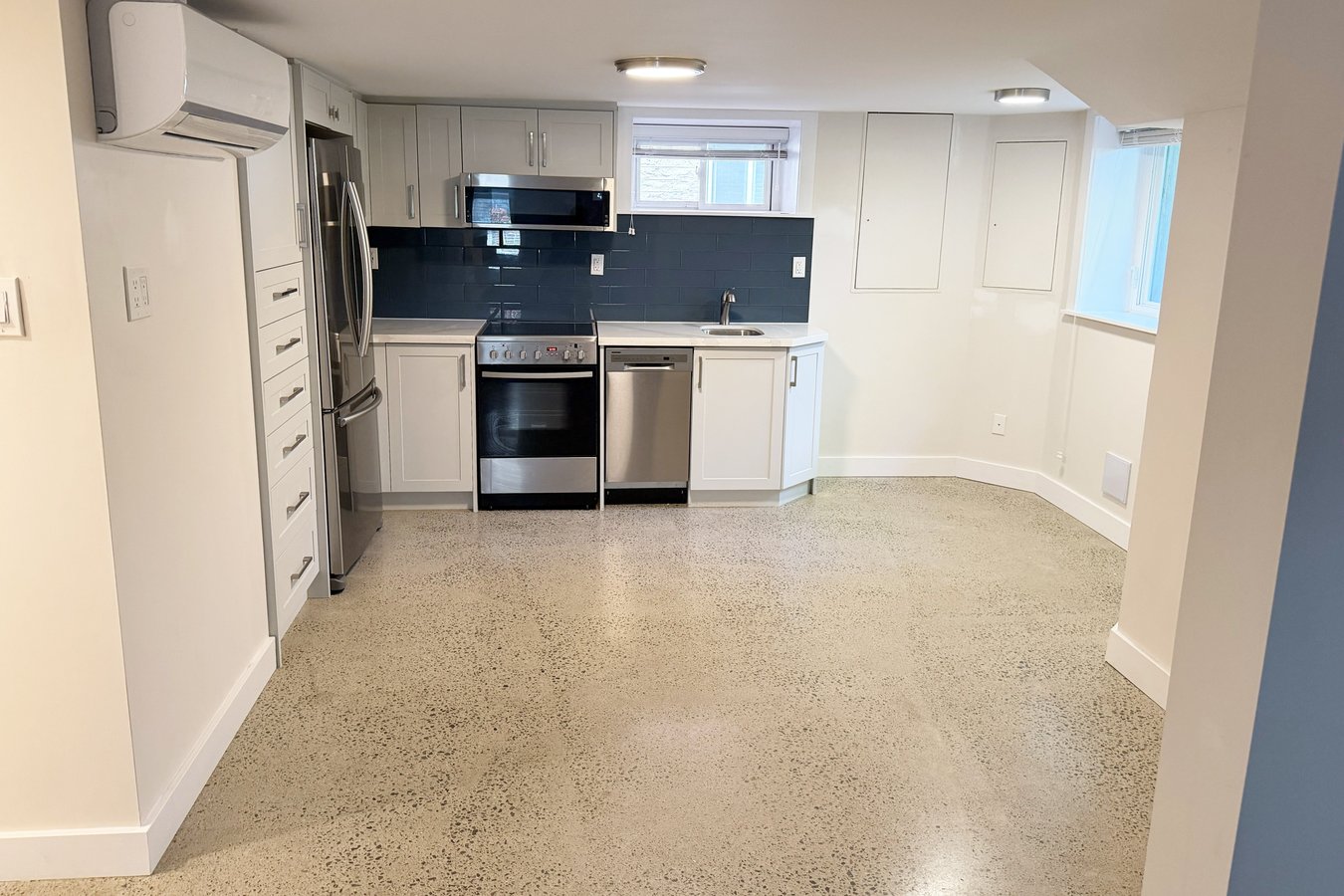 172 High Park Avenue - Photo 2
