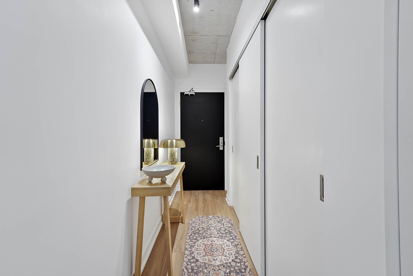 458 Richmond Street West - Photo 10