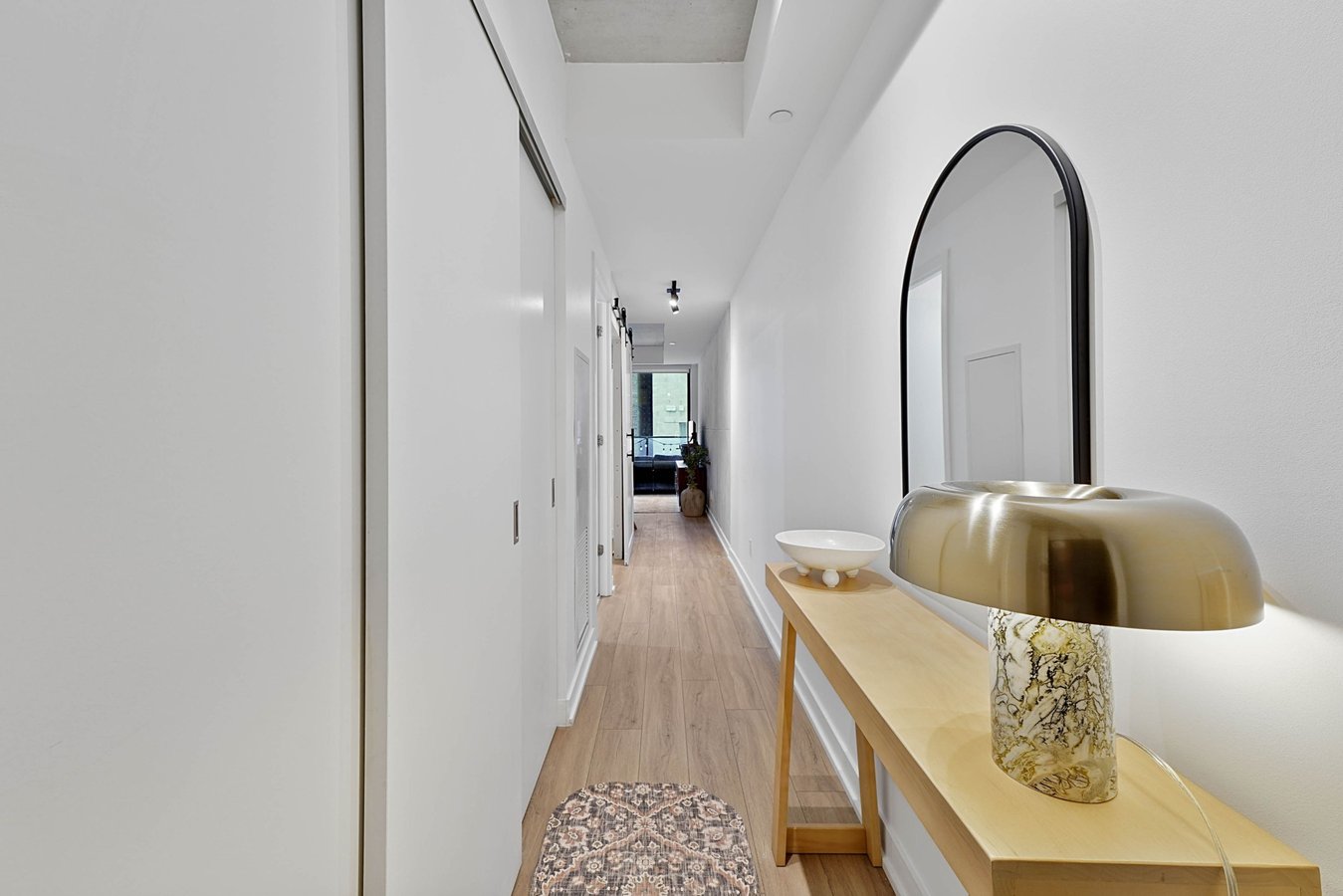 458 Richmond Street West - Photo 9