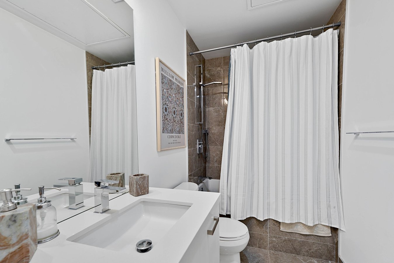 458 Richmond Street West - Photo 11