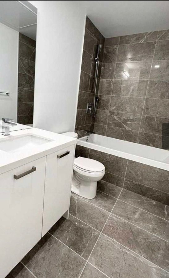 458 Richmond Street West - Photo 12