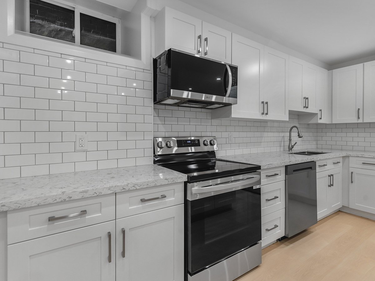 543 Roxton Road - Photo 6