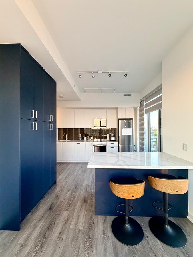 1787 Saint Clair Avenue West - Photo 2