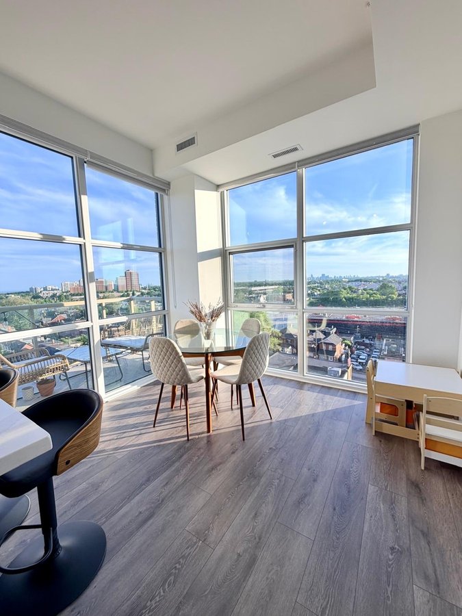 1787 Saint Clair Avenue West - Photo 3