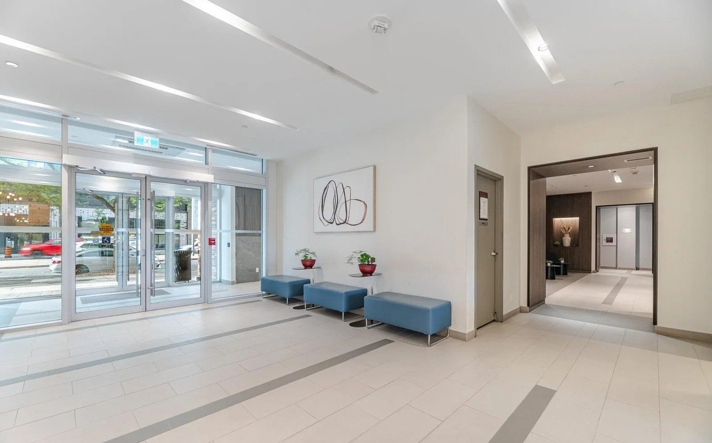 1787 Saint Clair Avenue West - Photo 14