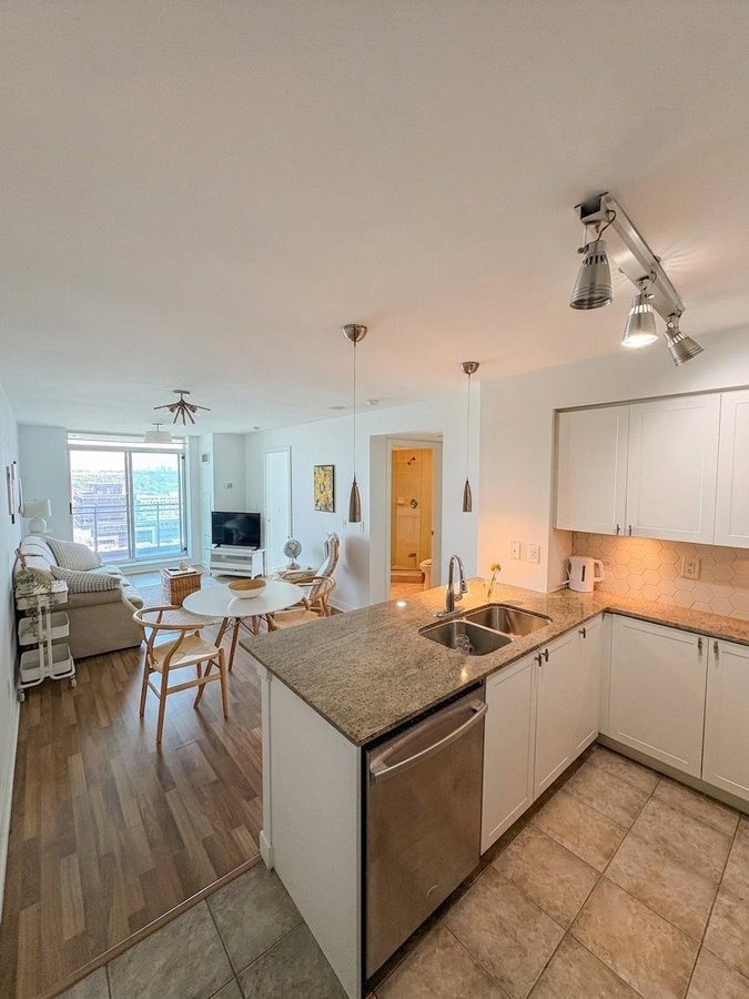 50 Lynn Williams Street - Photo 8