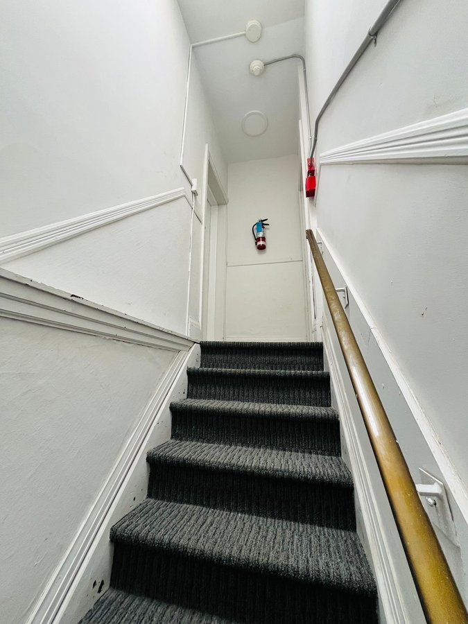966 Saint Clair Avenue West - Photo 4