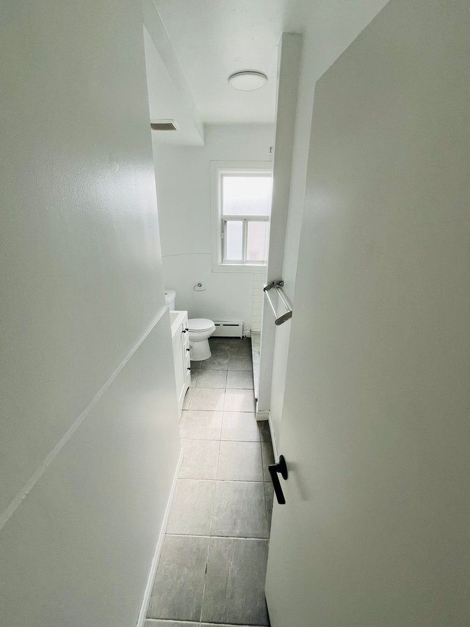 966 Saint Clair Avenue West - Photo 5