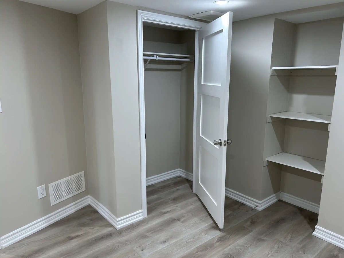 1365 King Street West - Photo 5