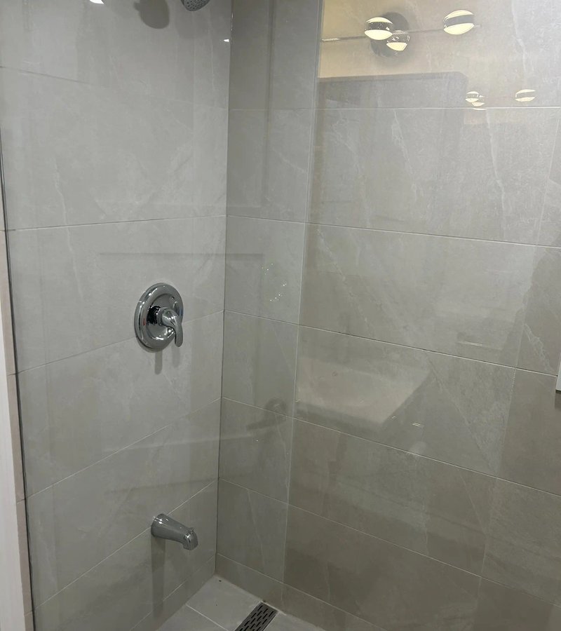 1365 King Street West - Photo 8
