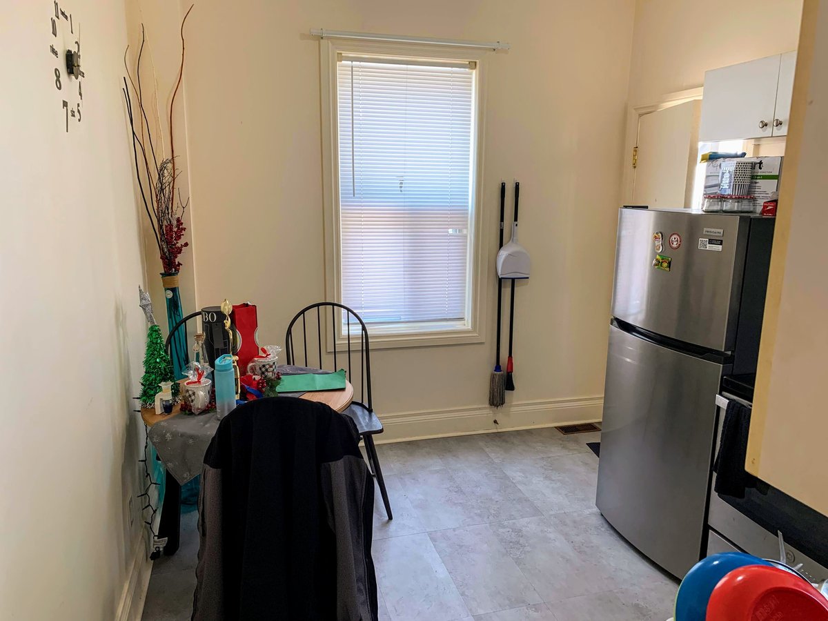 229 Pape Avenue - Photo 2