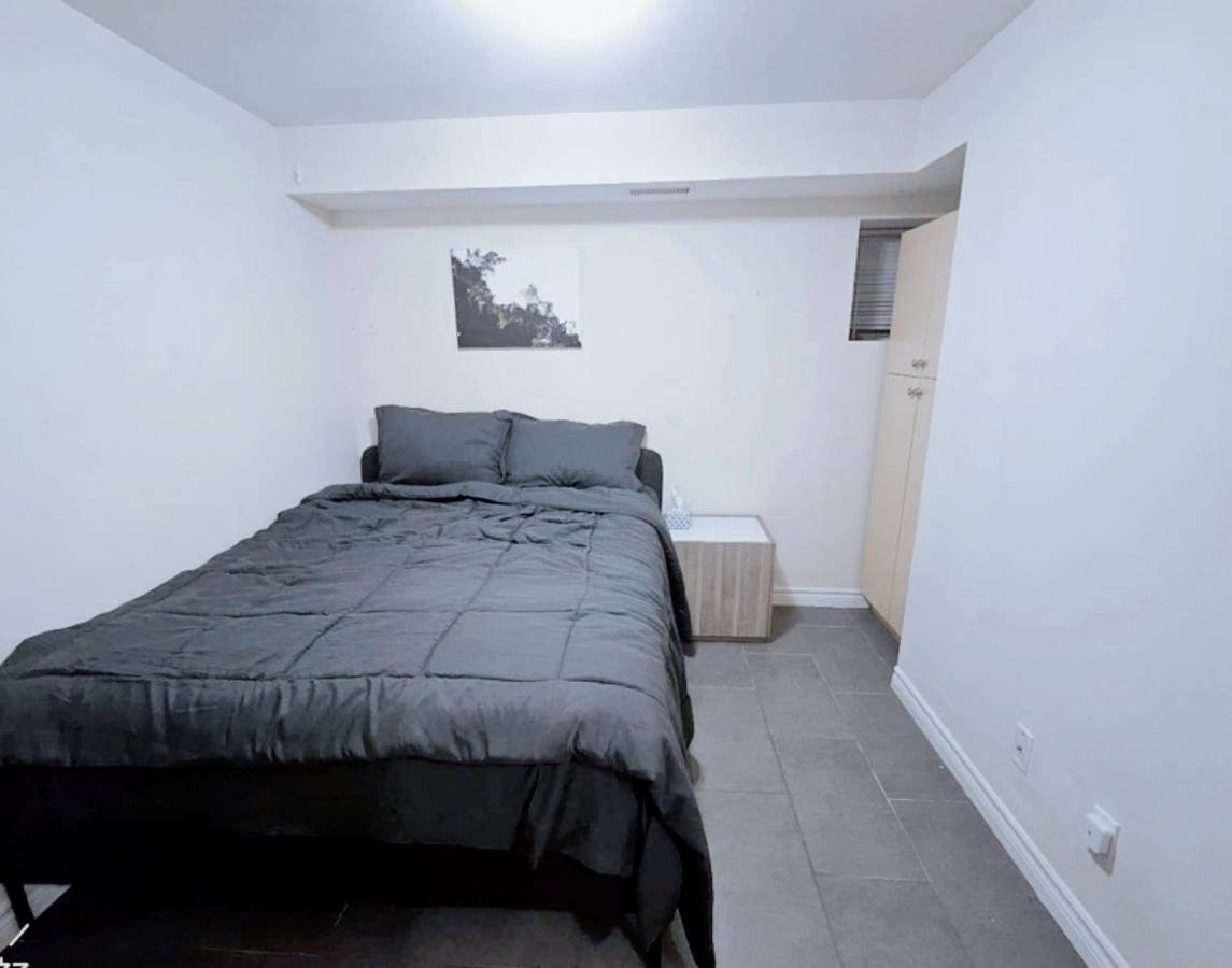 629 Bathurst Street - Photo 6