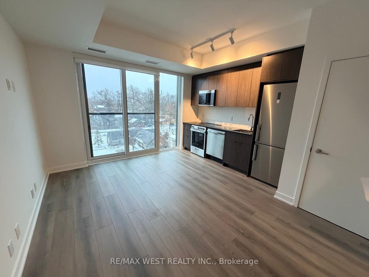 1660 Bloor Street West - Photo 6