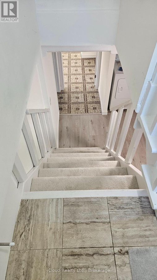 BSMNT - 111 BEXHILL AVENUE - Photo 2