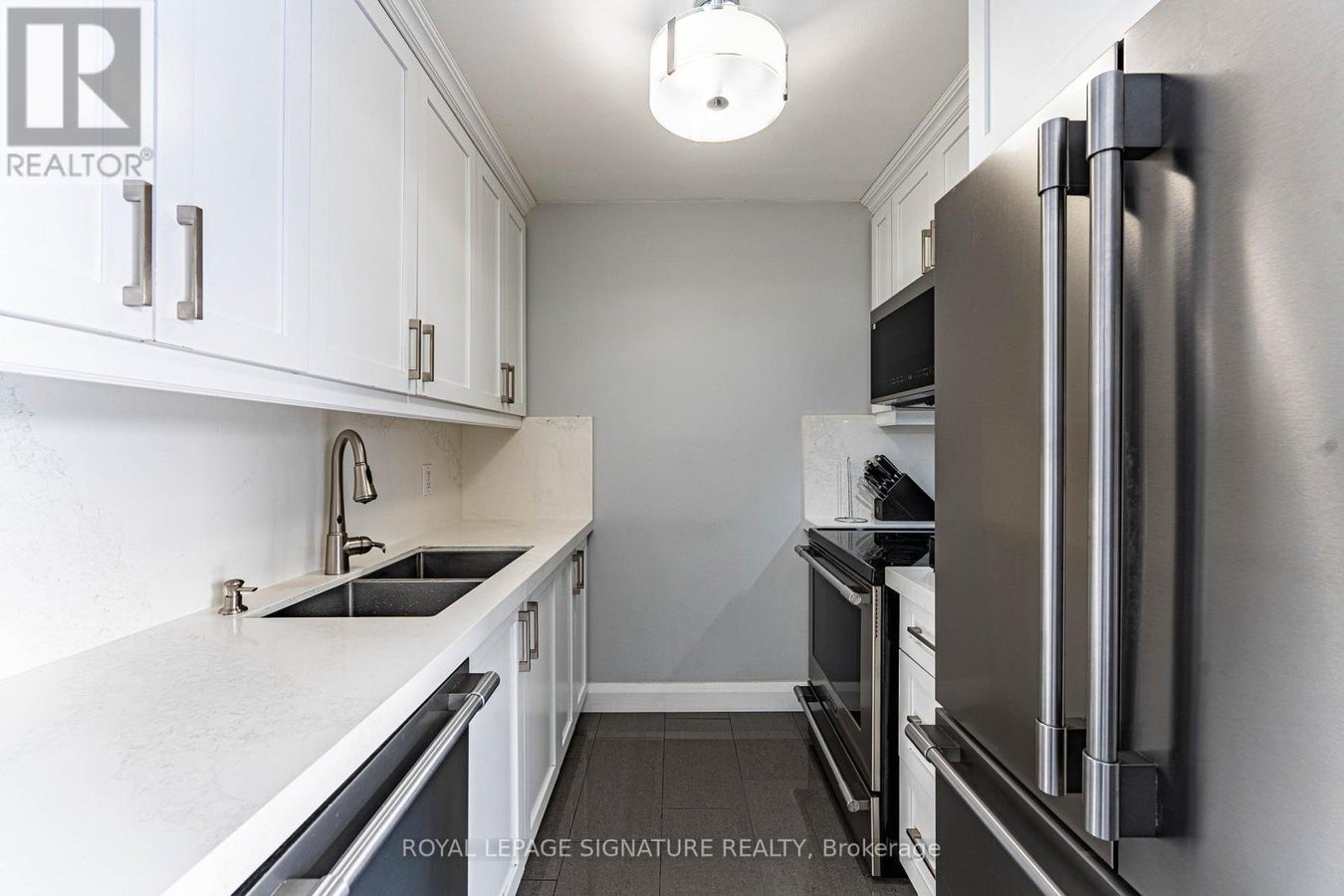25 HUN CRESCENT - Photo 12