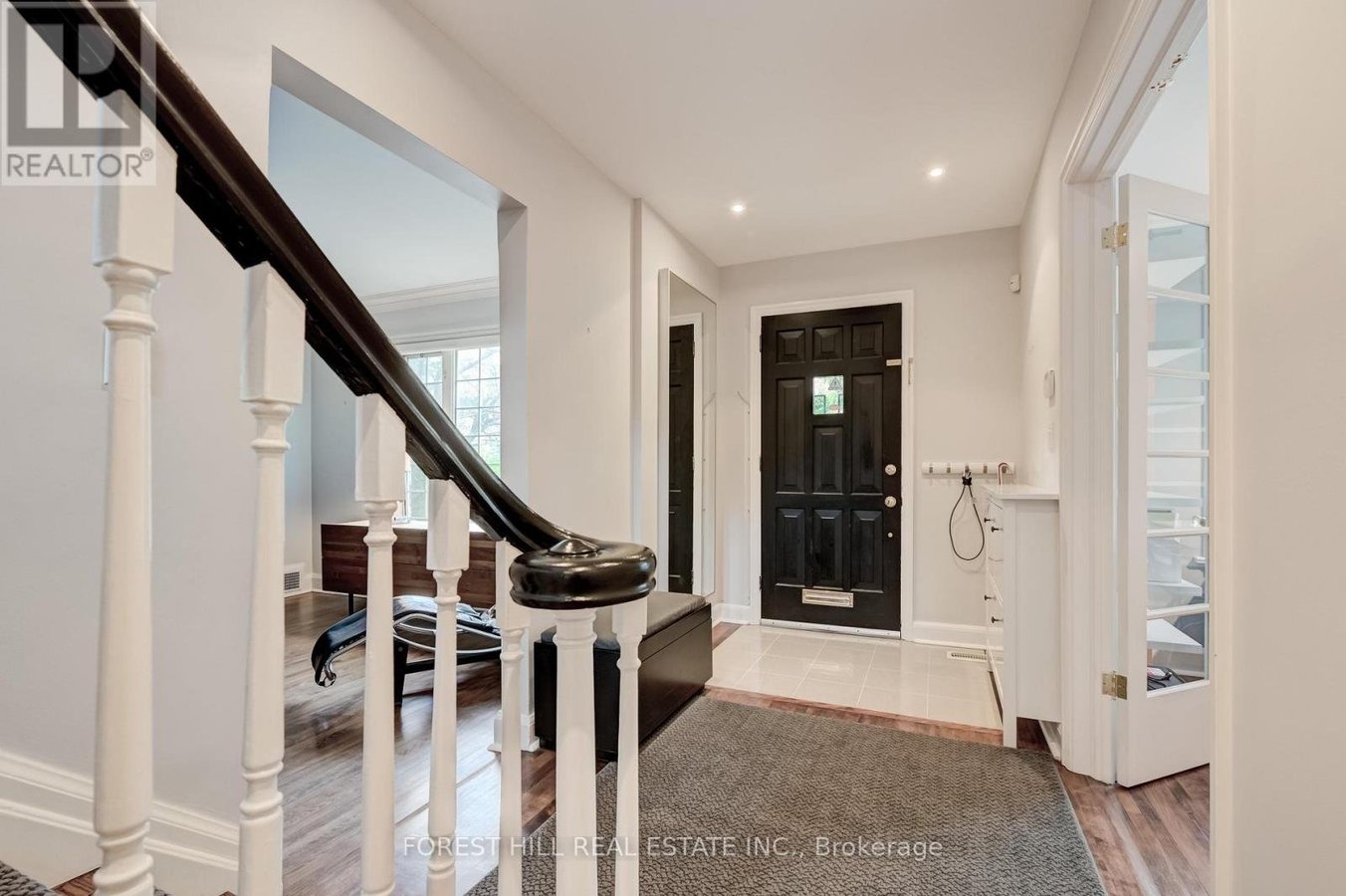 112 DEWBOURNE AVENUE - Photo 3