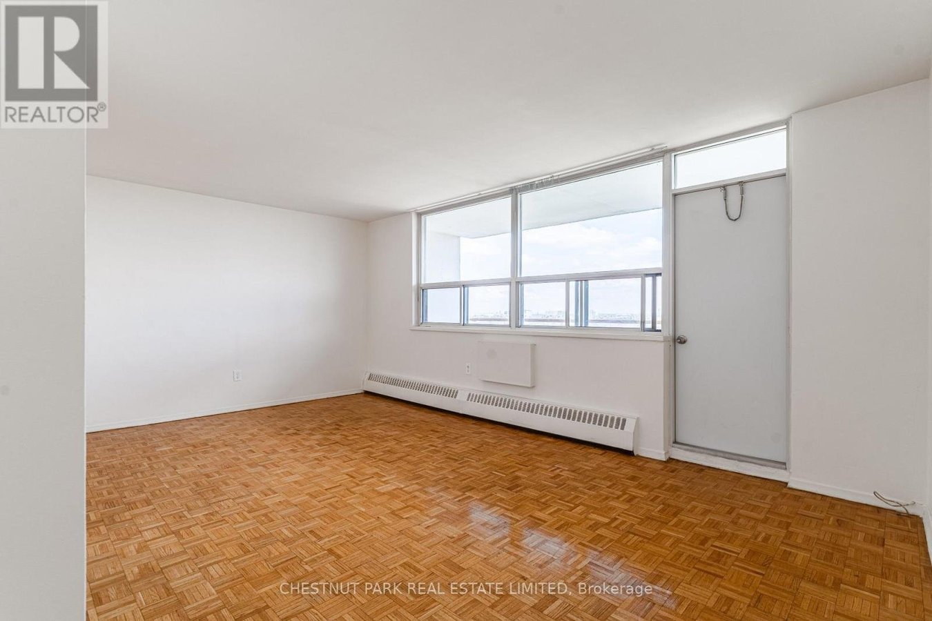 1507 - 40 GODSTONE ROAD - Photo 4