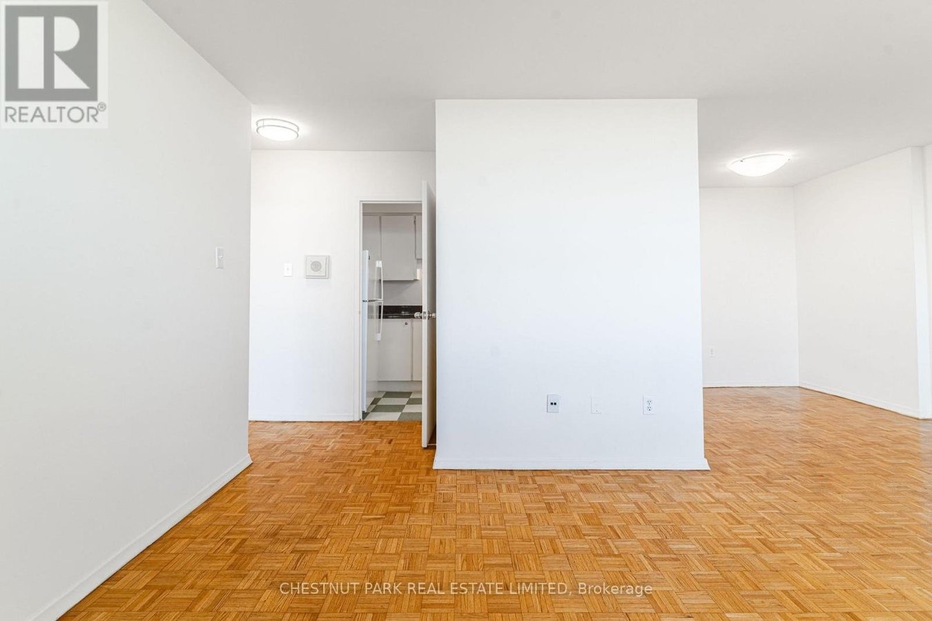 1507 - 40 GODSTONE ROAD - Photo 8
