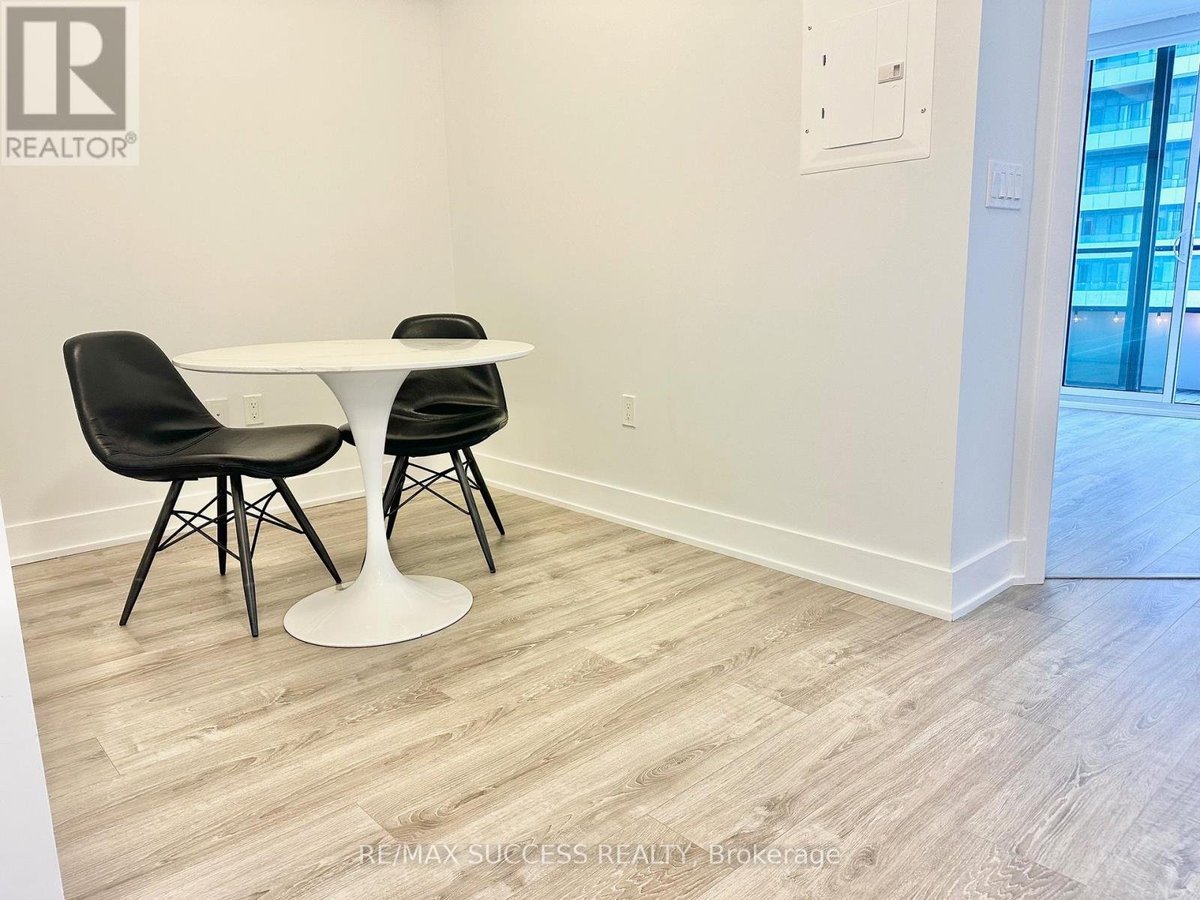 2617 - 30 SHORE BREEZE DRIVE - Photo 7