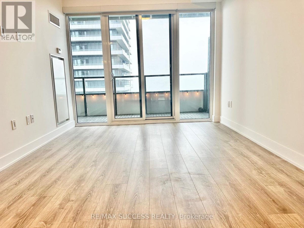 2617 - 30 SHORE BREEZE DRIVE - Photo 12