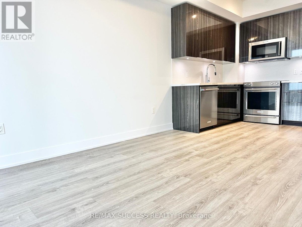 2617 - 30 SHORE BREEZE DRIVE - Photo 13