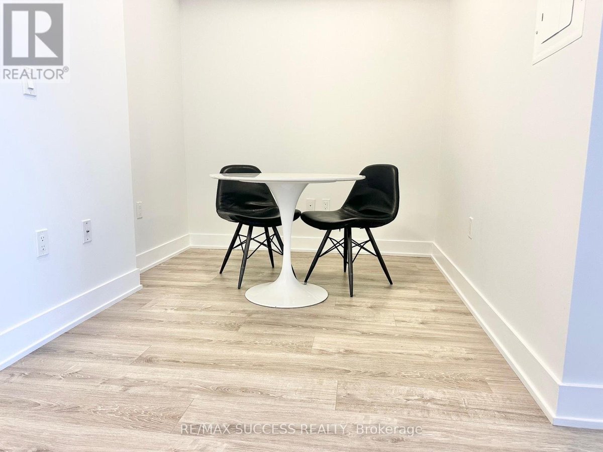 2617 - 30 SHORE BREEZE DRIVE - Photo 16