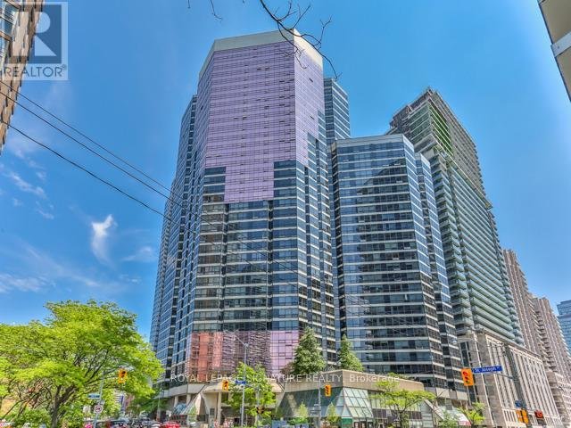 1007 - 1001 BAY STREET - Photo 1