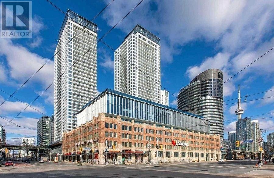 3506 - 19 BATHURST STREET - Photo 1