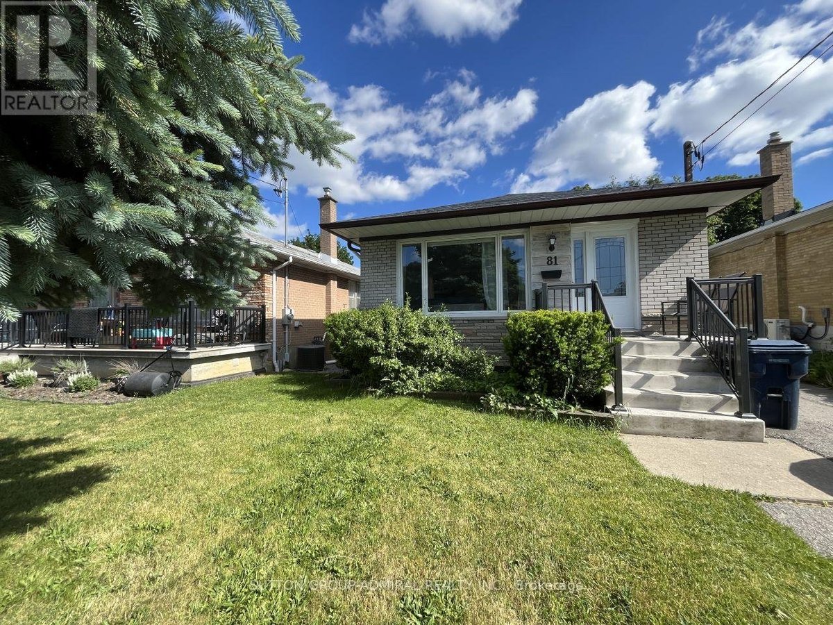 81 SEARLE AVENUE - Photo 1