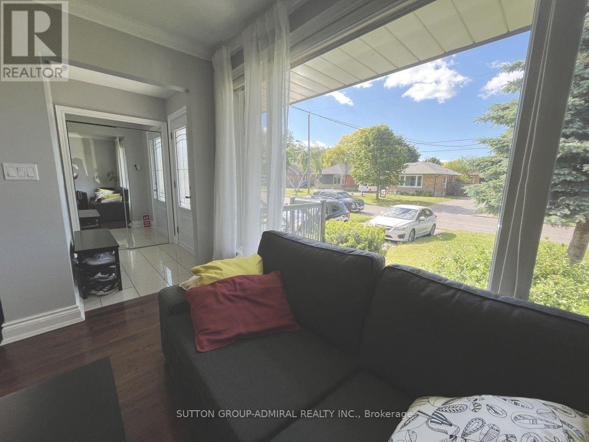 81 SEARLE AVENUE - Photo 4