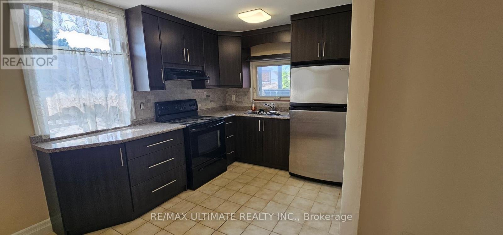 2ND FLOOR - 3 KANE AVENUE - Photo 2