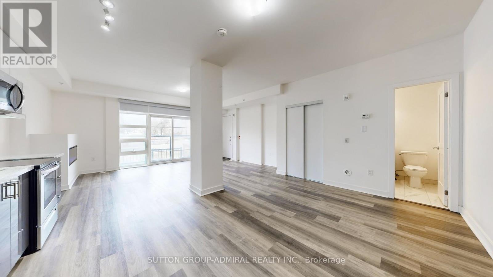 11 - 57 FINCH AVENUE W - Photo 3