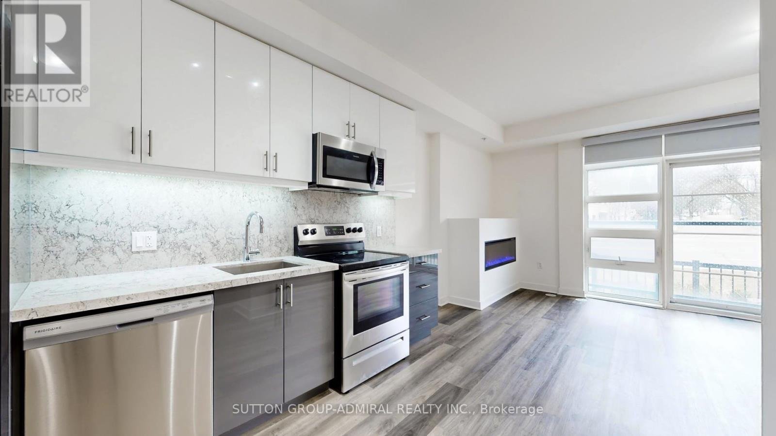 11 - 57 FINCH AVENUE W - Photo 7