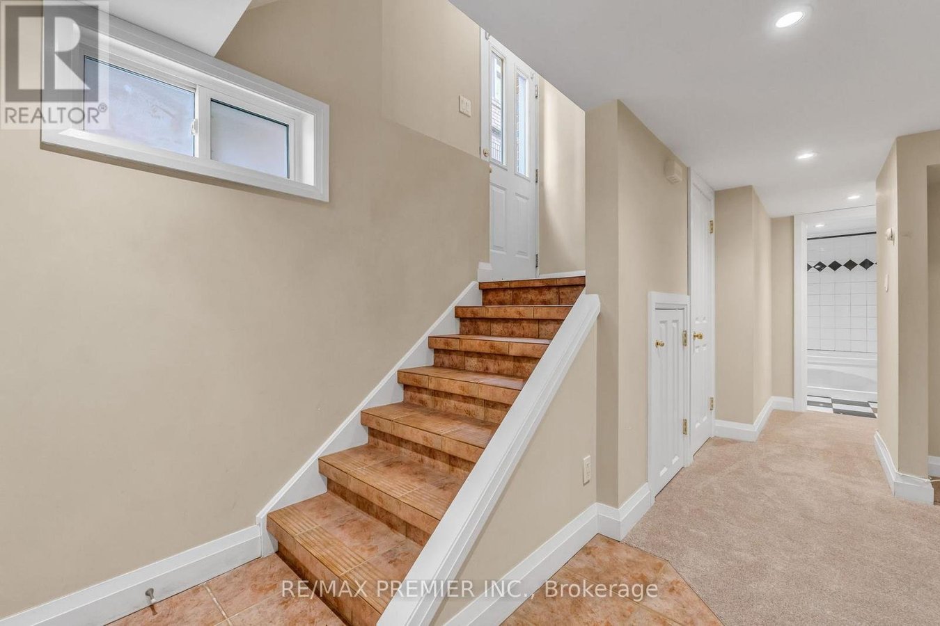 LOWER LEVEL - 5 KILLARNEY ROAD - Photo 2