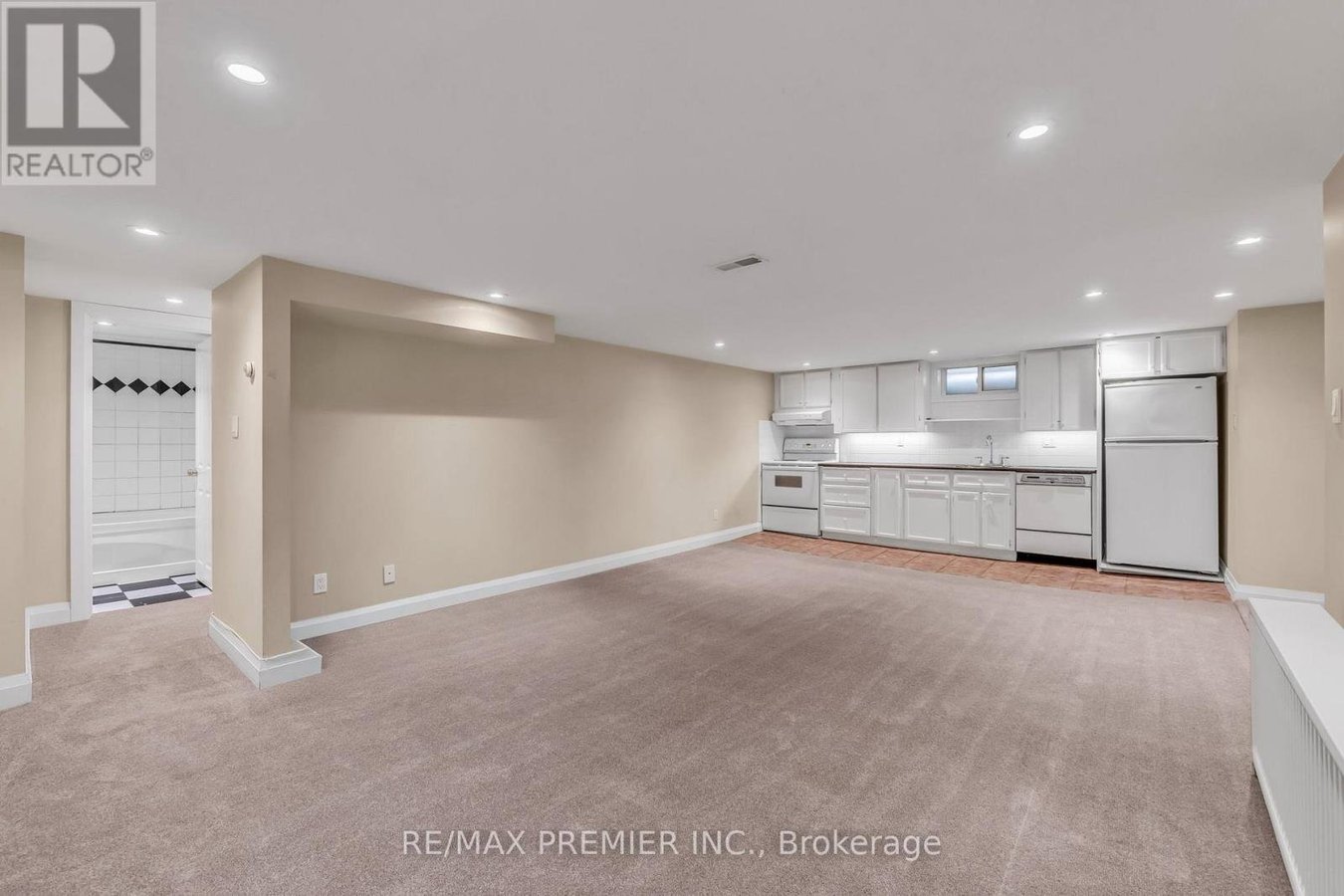 LOWER LEVEL - 5 KILLARNEY ROAD - Photo 3