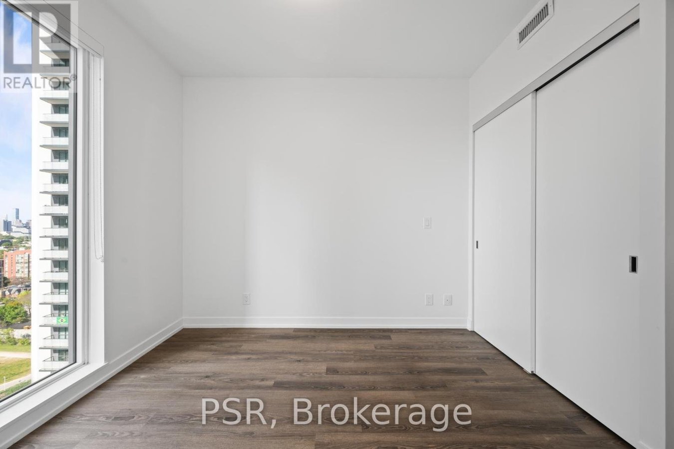 1901 - 11 ORDNANCE STREET - Photo 10