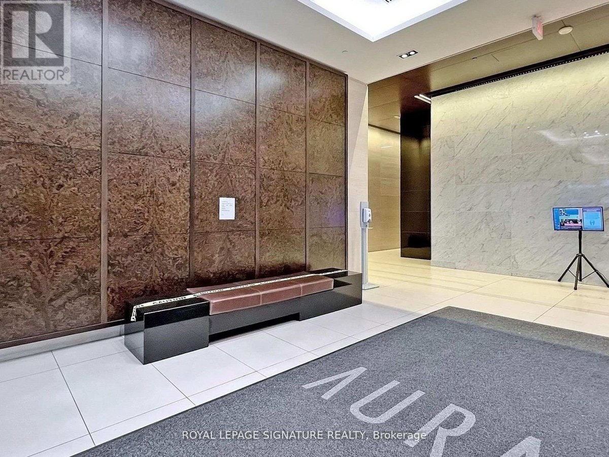 4508 - 386 YONGE STREET - Photo 6