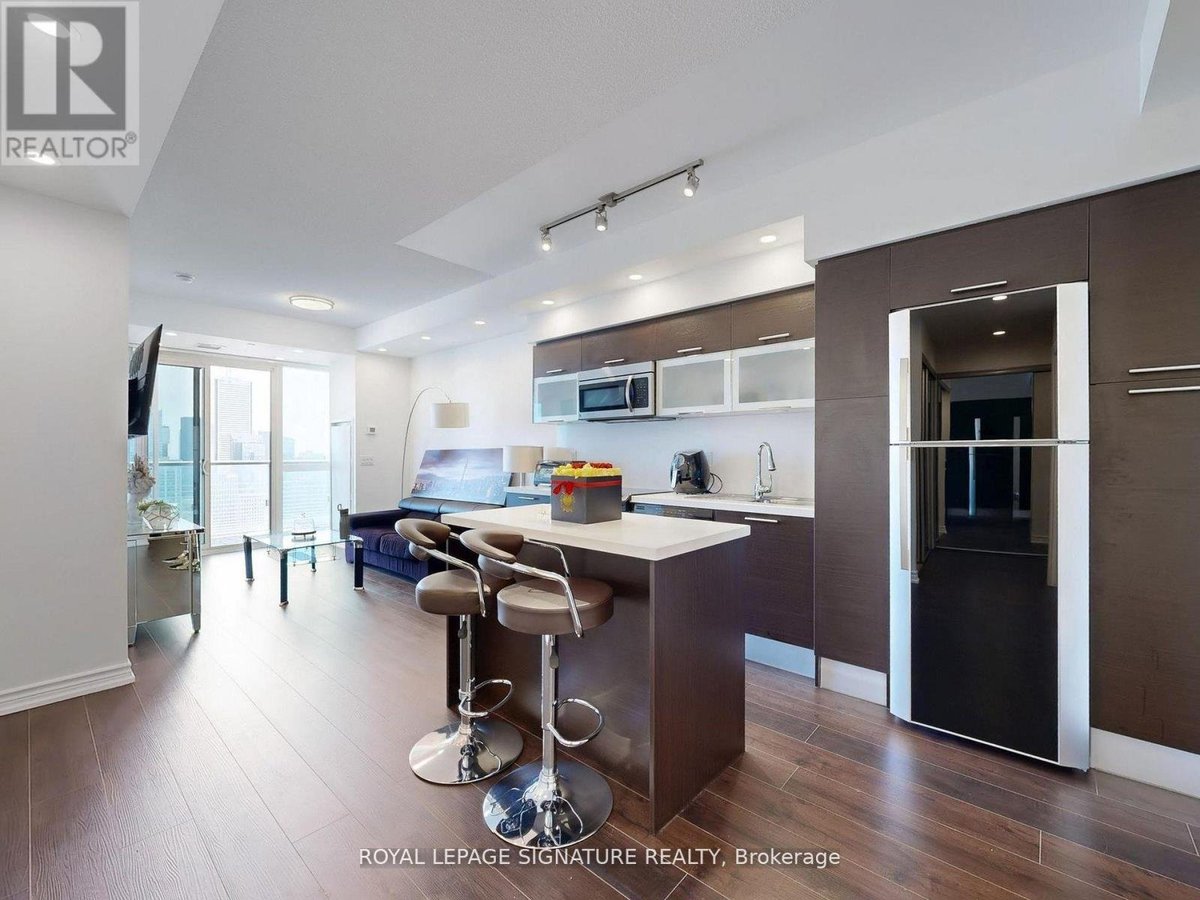 4508 - 386 YONGE STREET - Photo 10