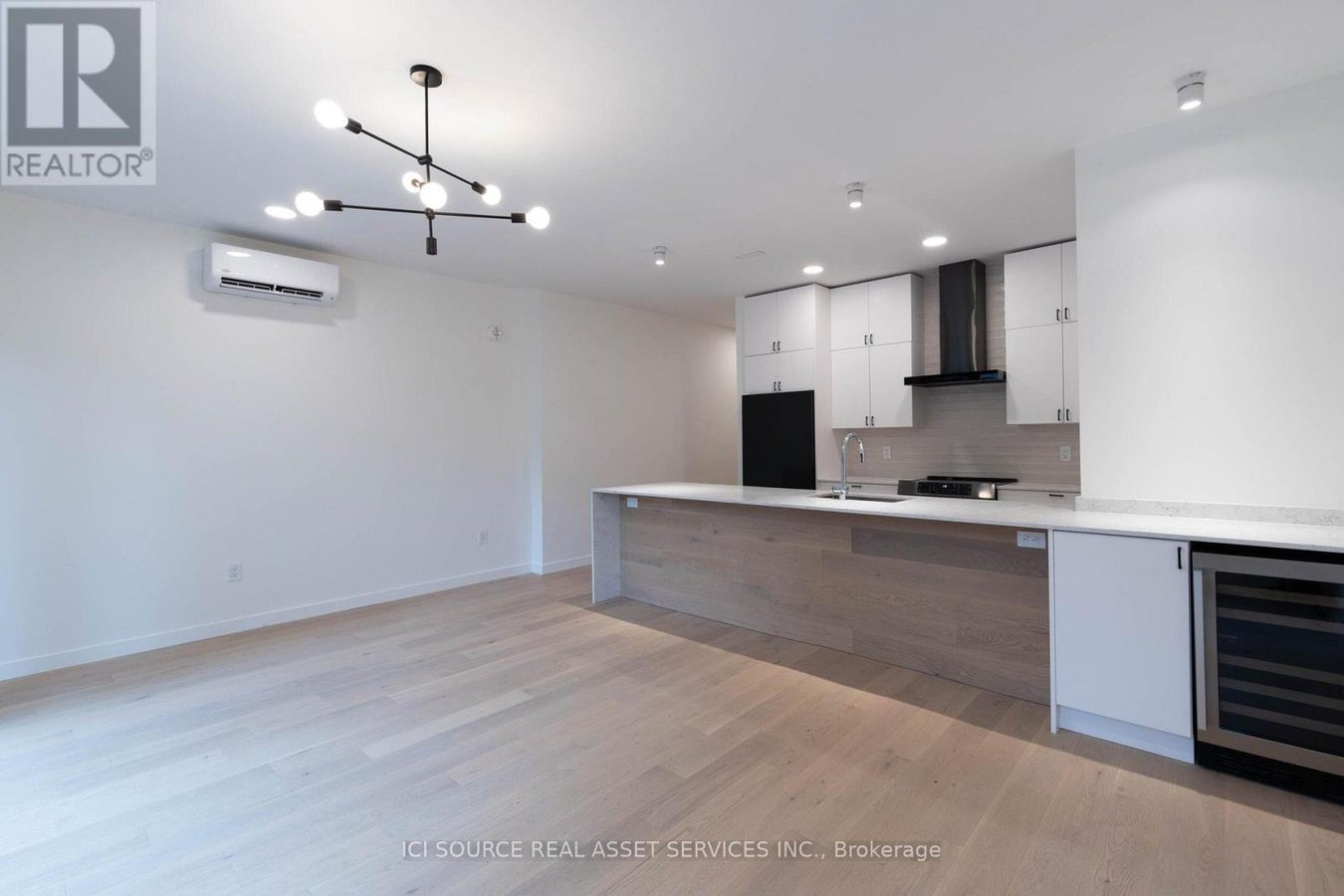 C - 60 JONES AVENUE - Photo 1
