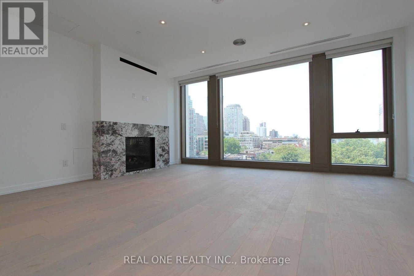 804 - 1315 BAY STREET - Photo 2
