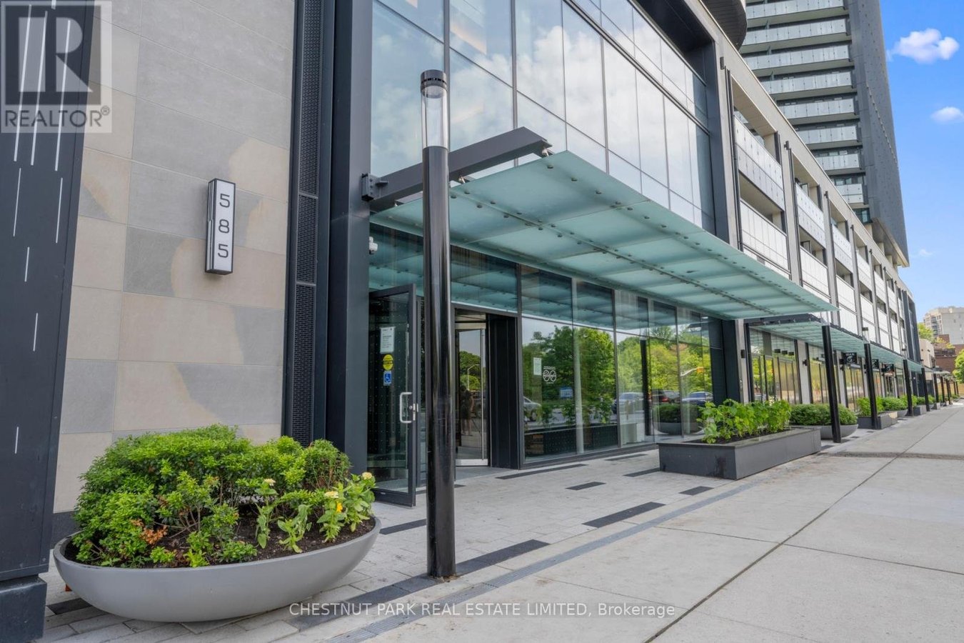 4419 - 585 BLOOR STREET E - Photo 2