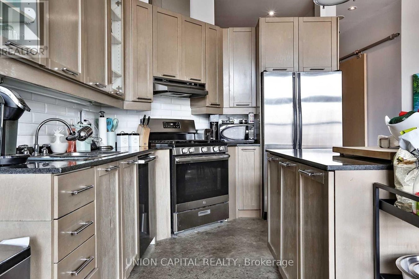 708 - 155 DALHOUSIE STREET - Photo 23