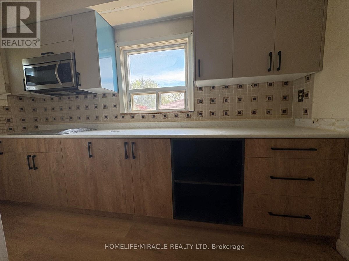 91 PITT AVENUE - Photo 4